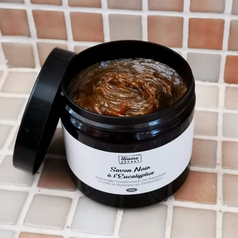 Savon Noire a l’eucalyptus